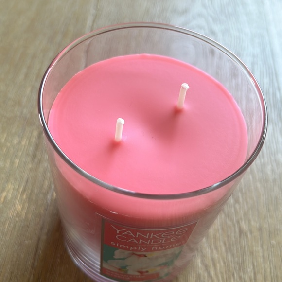 Yankee candle Oceanside orchid - Picture 3 of 3